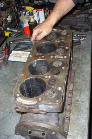 Trail fitting the Holden valves Trail fitting the Holden valves