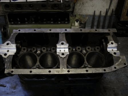 Straight grooved main bearings
